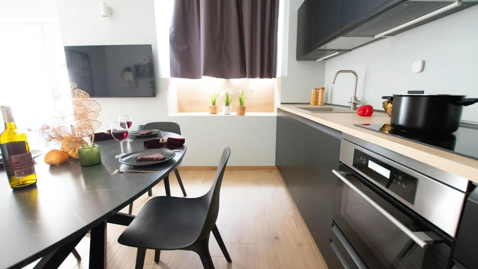 Ihost Luxury -Private Parking- Plana 3 Διαμέρισμα Μιλάνο