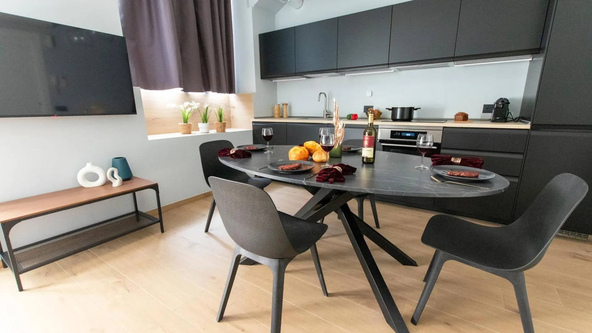 Ihost Luxury -Private Parking- Plana 3 Appartement Milaan